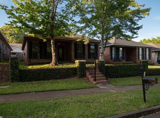 6012 Magnolia Pl E, Mobile, AL 36608