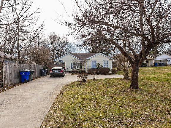 2nd image of 300 Owsley Ave