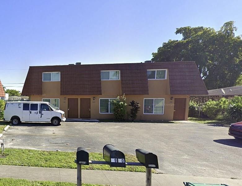1st image of 1910 NW 58th Terrace