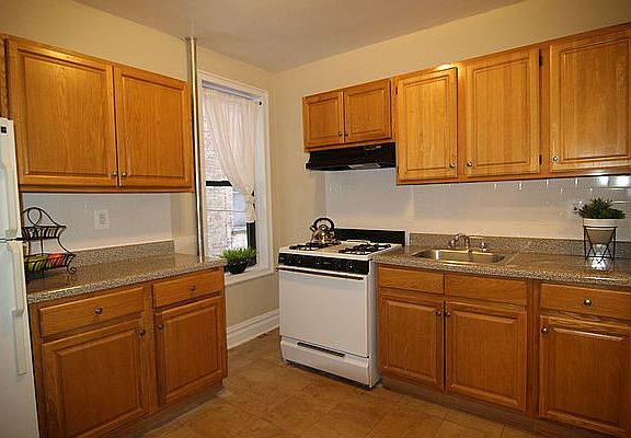 4th image of 30-60 48th St #A3
