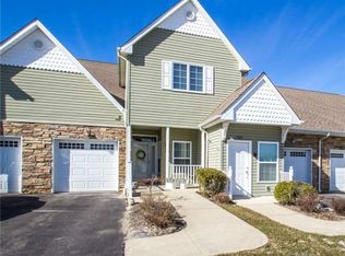 105 Pond Cir, Mount Sinai, NY 11766