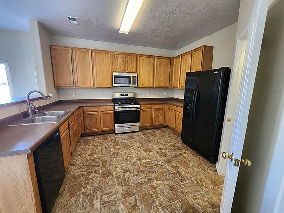 5th image of 3304 Rivulet Dr SW