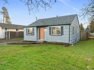 1712 W Pioneer, Puyallup, WA 98371