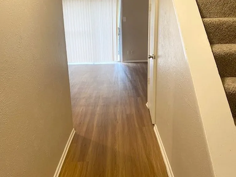 105 SE Gardens Blvd #112 — Photo 16