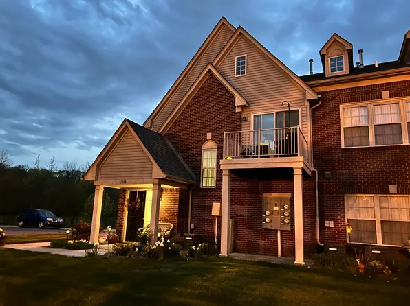 1089 Addington Ln, Ann Arbor, MI 48108