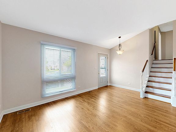 4th image of 1208 Woodland Heights Blvd
