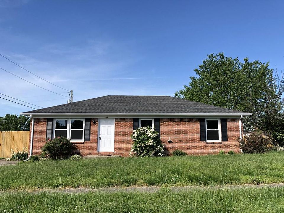 1st image of 100 Charlotte Cir