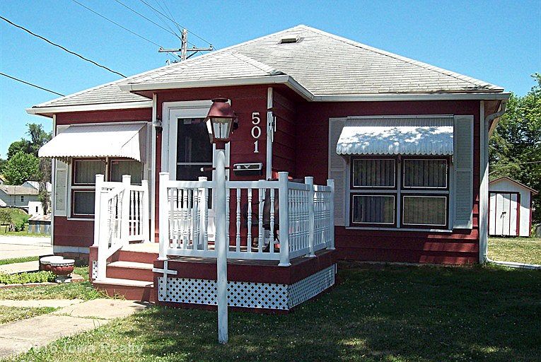 front view, nice front deck