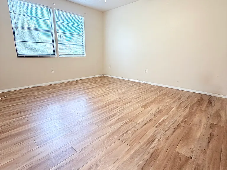 129 Camphor Cir #F — Photo 25