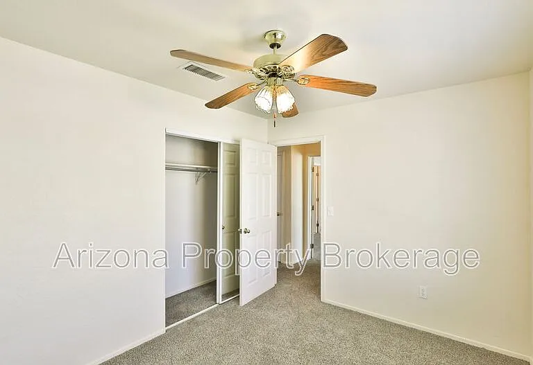 4601 E Scott Ave — Photo 29