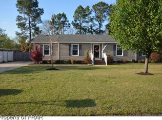 3836 Sturbridge Dr, Hope Mills, NC 28348