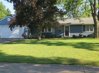 105 Campus Dr W, Amherst, NY
