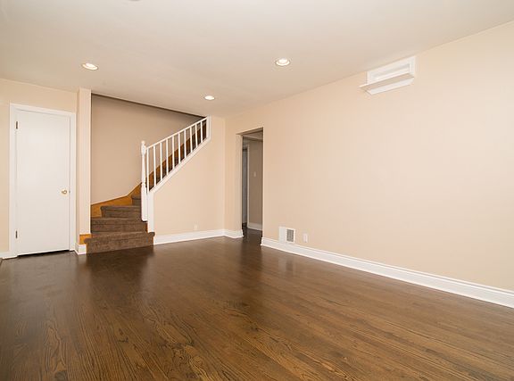 5th image of 5141 S Leamington Ave
