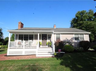 30 Monterey Dr, Bristol, RI 02809