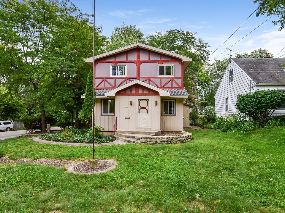 1st image of 1258 Lewison Ave NE