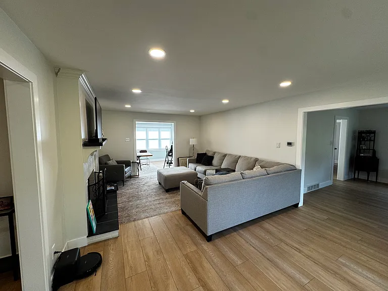 130 Chews Landing Rd — Photo 13