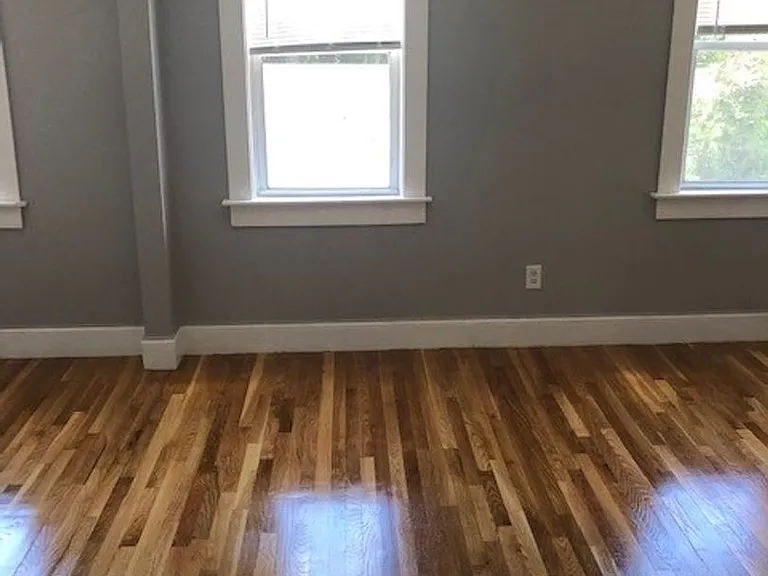 290 Highland St — Photo 5