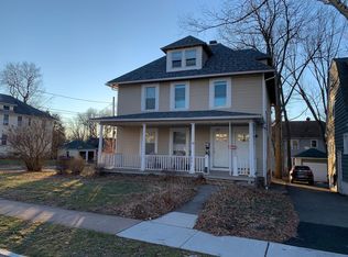 51-53 Lancaster Rd #2, West Hartford, CT 06119