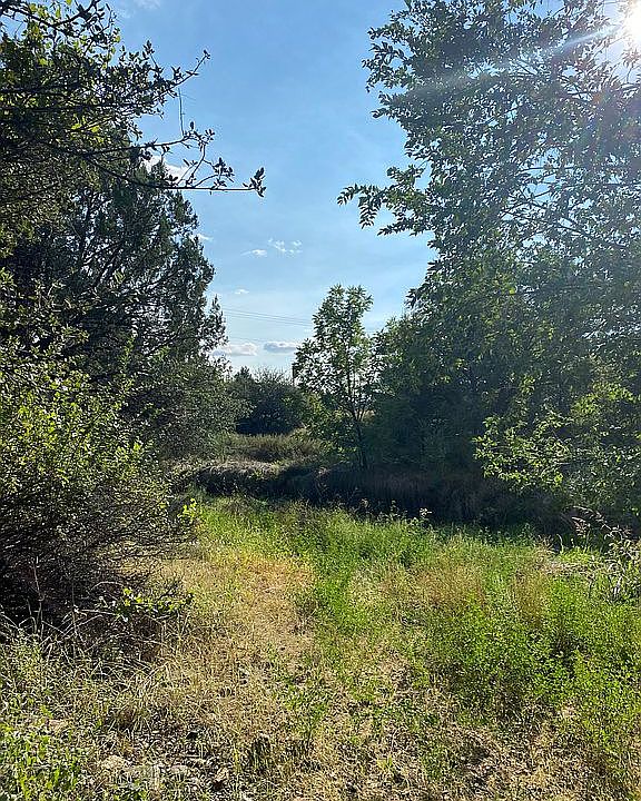 1st image of 1001 N Rose Quartz Dr