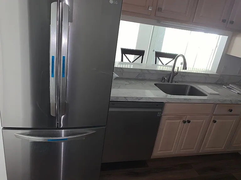 18233 University Park Dr — Photo 15