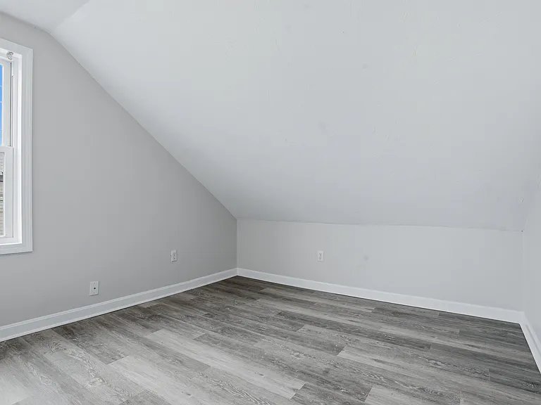660 Public St #2 — Photo 27