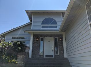 6181 NE 195th Ct, Kenmore, WA 98028