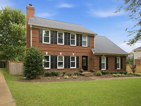 2nd image of 519 Hampton Height Ln