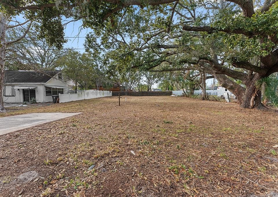 1st image of 503 BUCKINGHAM AVENUE W LOT 0130