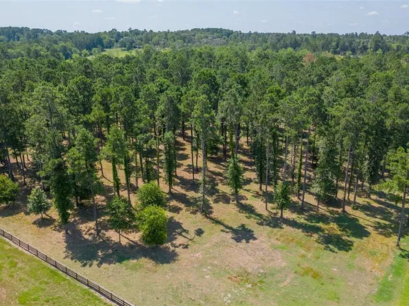 4 Winters Ranch Road, New Waverly, TX 77358