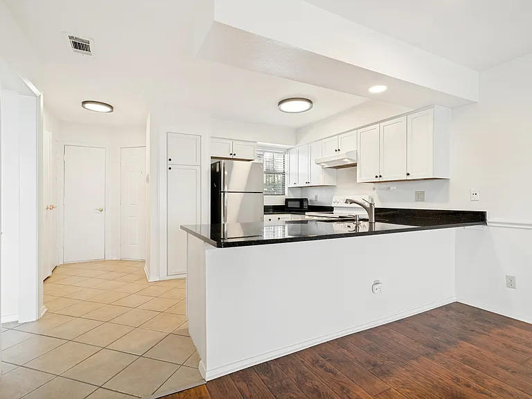 253 Henry M Chandler Dr — Photo 5