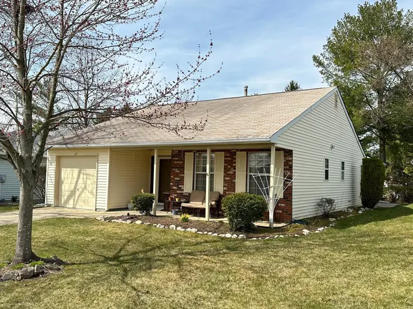 13 Fireside Cir, Columbus, NJ 08022