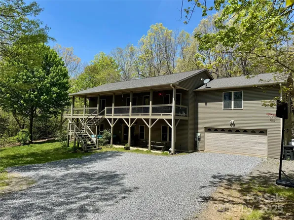 180 Dalton Ln, Black Mountain, NC 28711