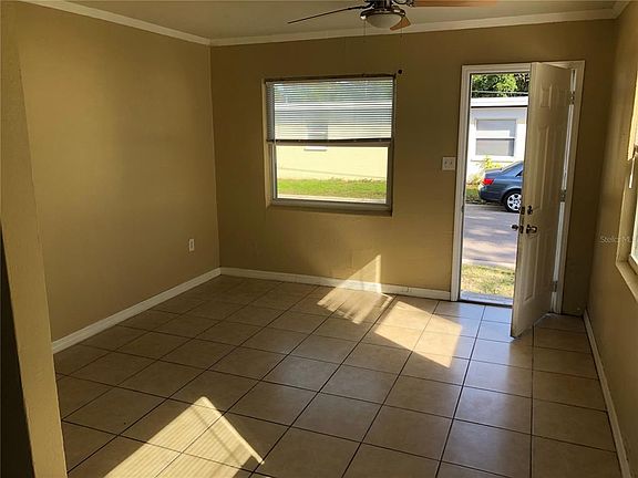 2nd image of 1014 Vine Ave