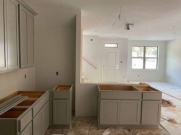 2nd image of 301 W 31st St #102
