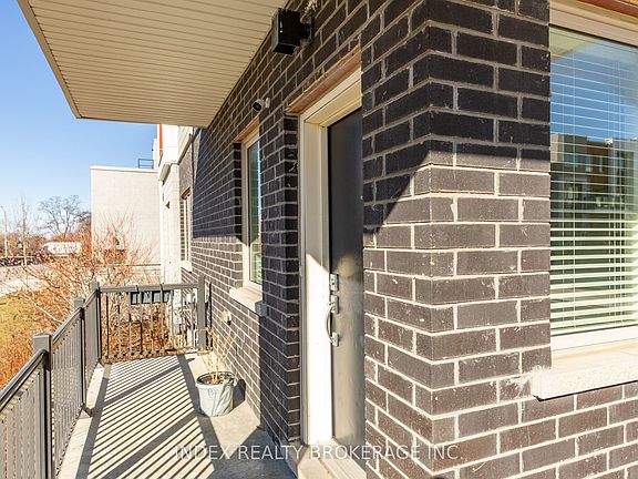 4th image of 82 William Duncan Rd