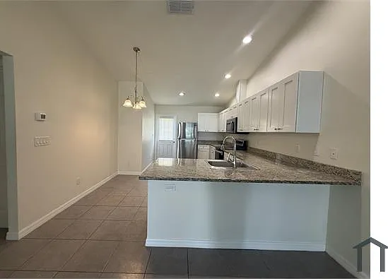 350 W Court St #A — Photo 5