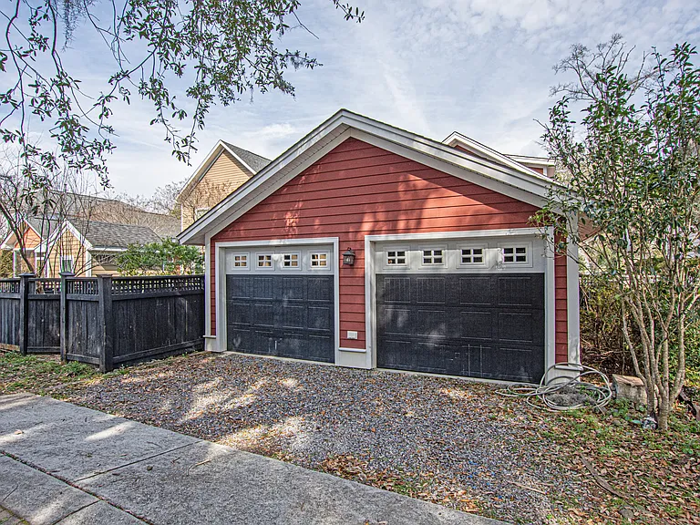 5174 Celtic Dr — Photo 4