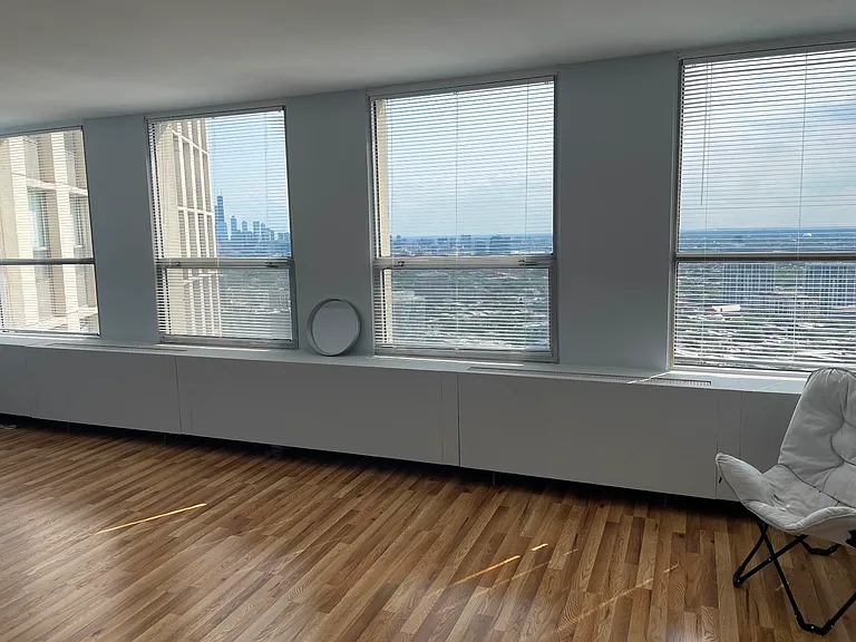 2626 N Lakeview Ave #4010 — Photo 5
