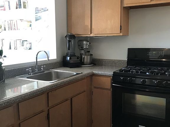 4th image of 202 Malcolm X Blvd APT 3
