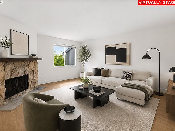 3rd image of 44 Eagle Crest Dr APT 26