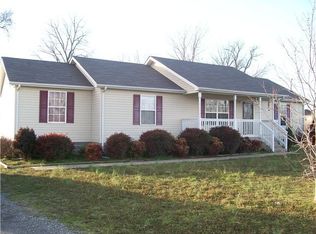 495 Davis Ln, Bell Buckle, TN 37020