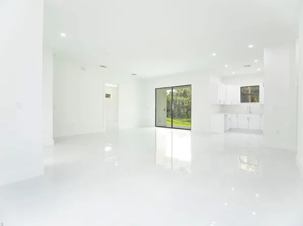 3551 34th AVE SE, NAPLES, FL 34117