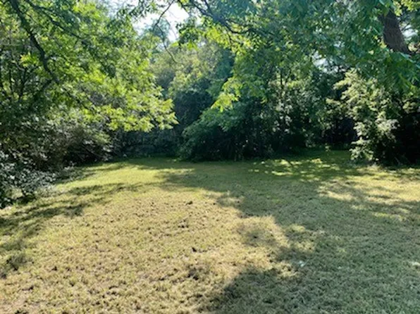 1604 N 9th St, Waco, TX 76707