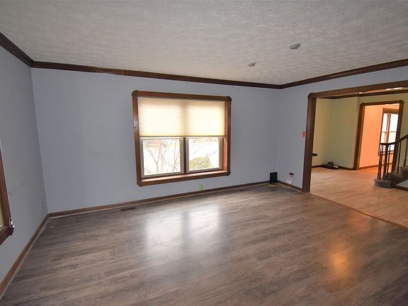 5th image of 2531 S Round Hill Ct