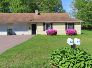 82 Holbrook Ct #82, Colchester, VT 05446