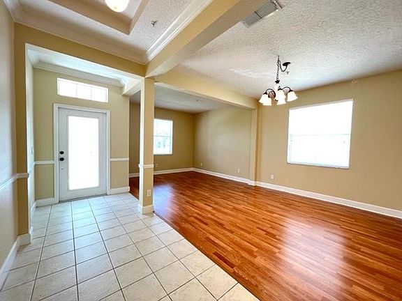 2nd image of 10427 Kristen Park Dr