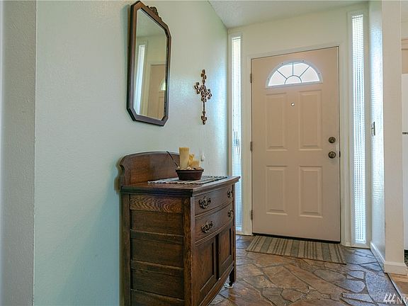 4th image of 107 Schafer St APT 4A