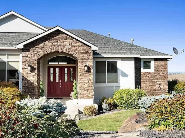1342 White Bluffs St, Richland, WA 99352