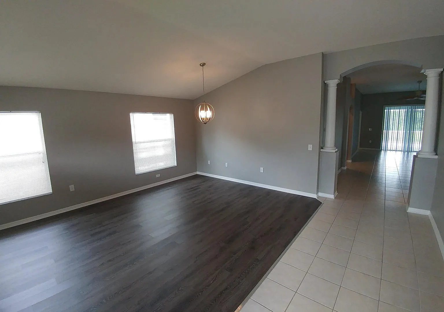 New Pricing!! 4/2/2 TONS of upgrades, community pool — Photo 4