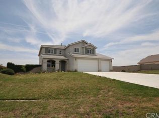 19227 Rocky Summit Dr, Perris, CA 92570